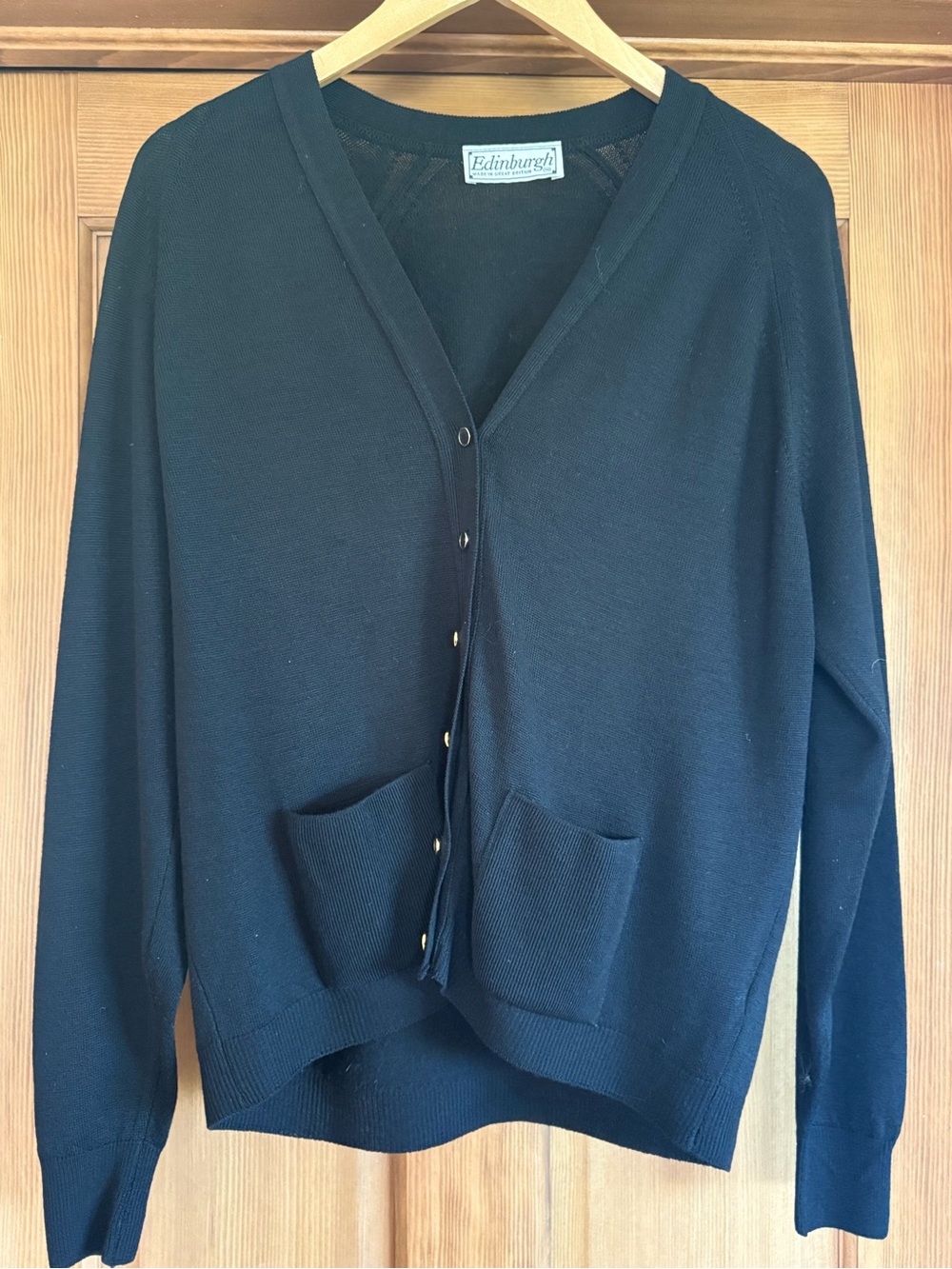 Edinburgh 100% lamb wool Black Button-Up V-Neck Cardigan